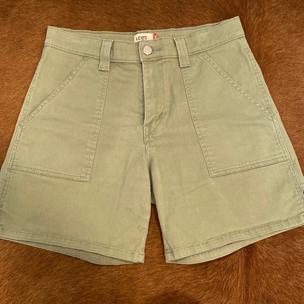 Levi shorts